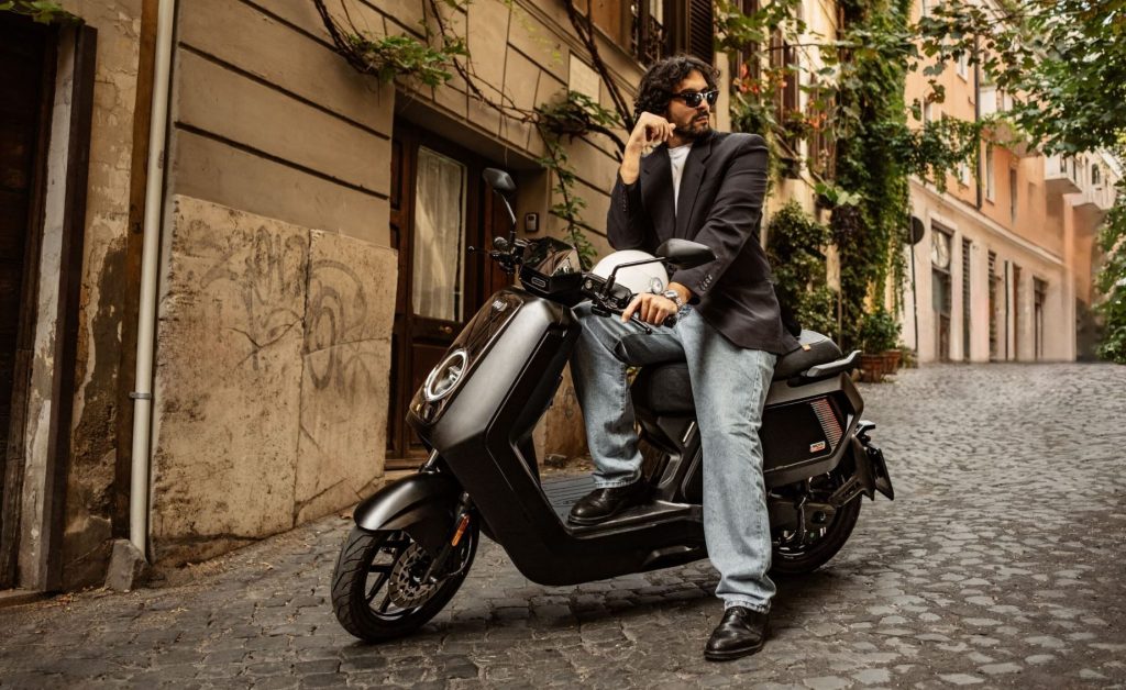 scooter electrique niu 2025